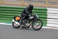 Vintage-motorcycle-club;eventdigitalimages;mallory-park;mallory-park-trackday-photographs;no-limits-trackdays;peter-wileman-photography;trackday-digital-images;trackday-photos;vmcc-festival-1000-bikes-photographs